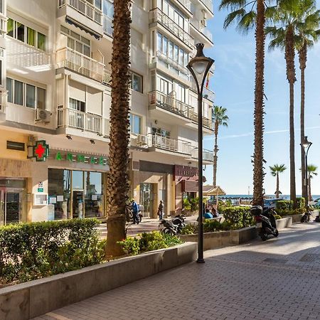Apartament Mp6-Cathedral Views Apt Right On The Beach Malaga Zewnętrze zdjęcie