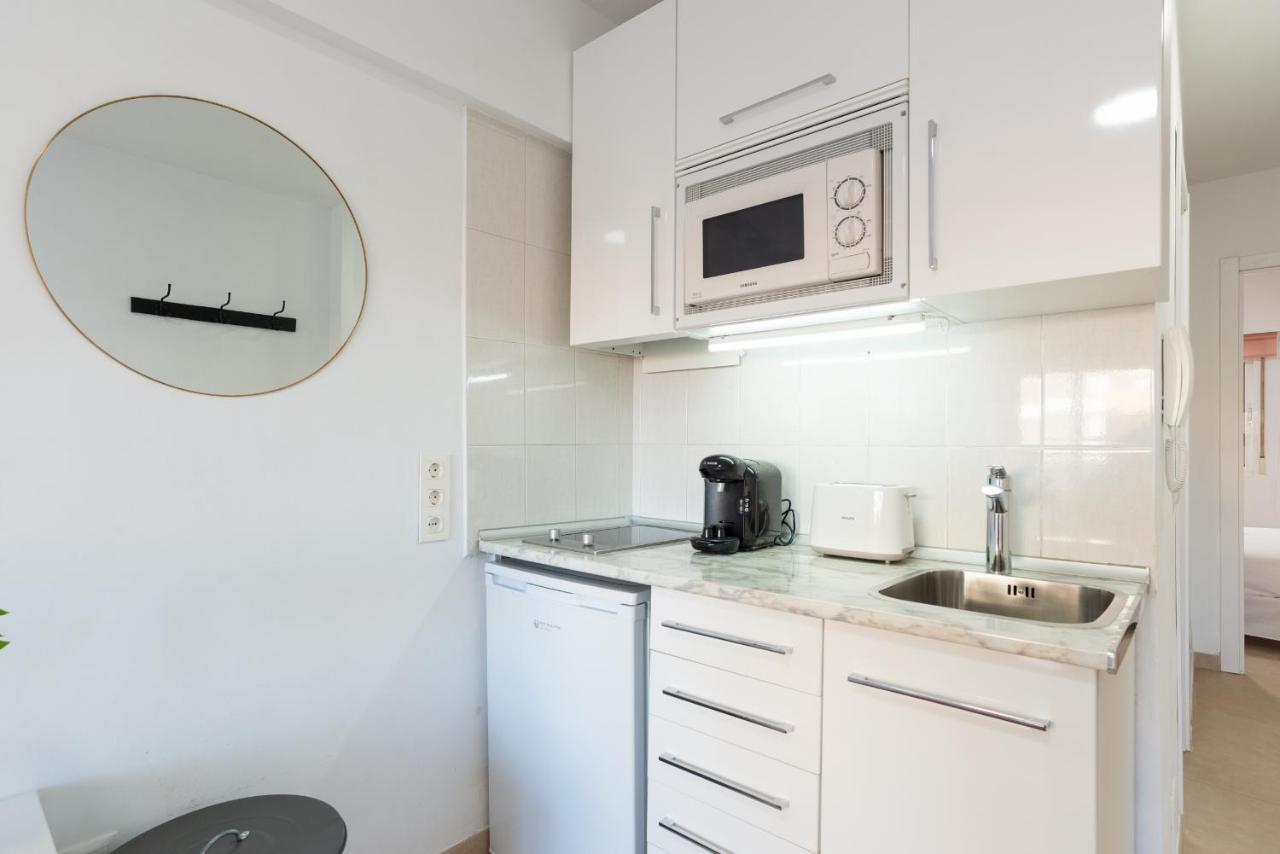 Apartament Mp6-Cathedral Views Apt Right On The Beach Malaga Zewnętrze zdjęcie
